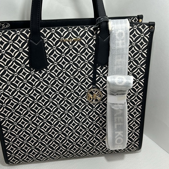 Michael Michael Kors Large Black/Ltd Cream Multi NS Tote - Picture 10 of 14